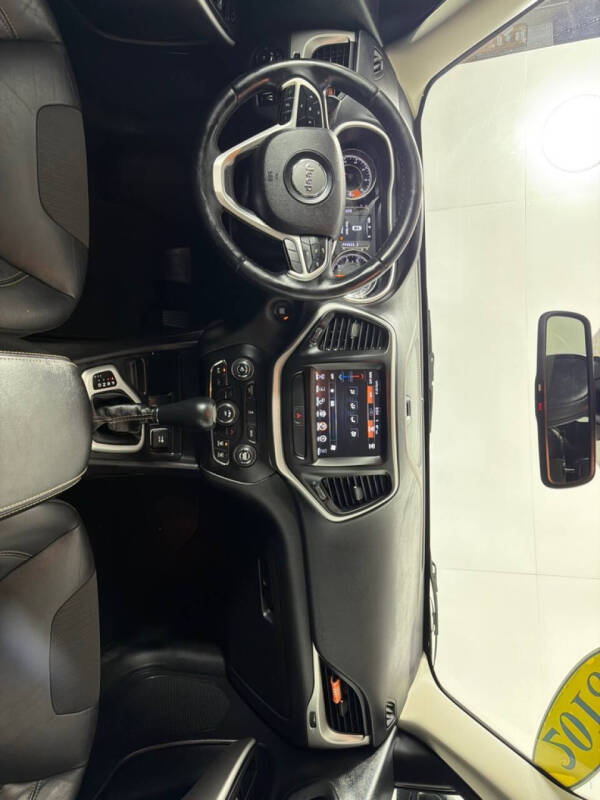 2018 Jeep Cherokee Latitude Plus