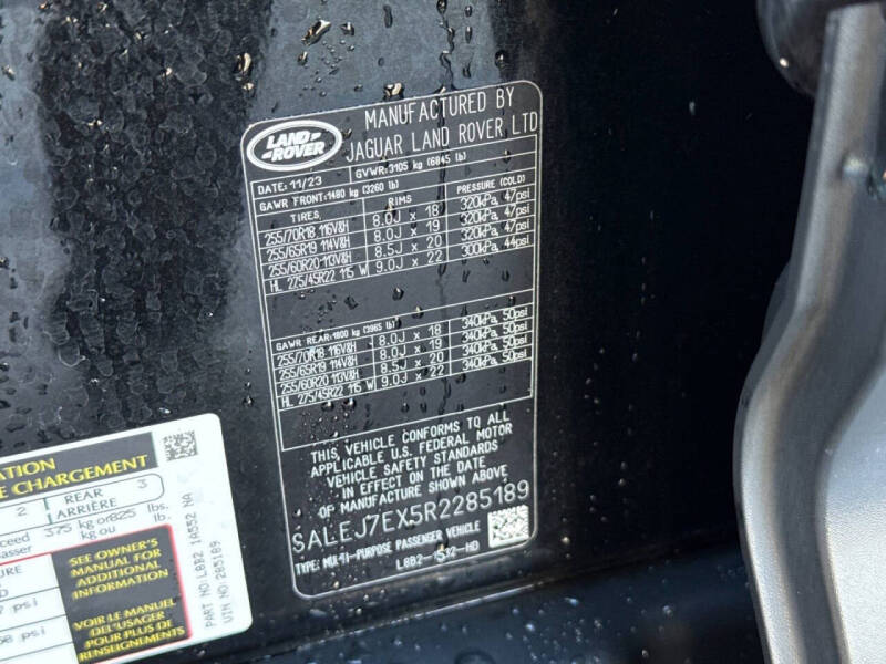 2024 Land Rover Defender 110 P300 S