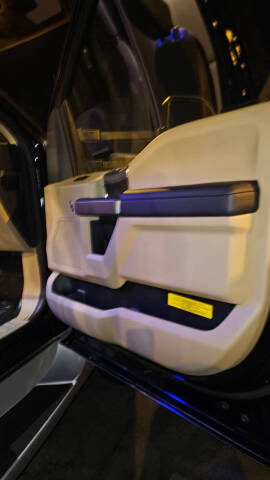 2021 Thor Motor Coach Magnitude