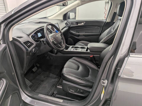 2021 Ford Edge Titanium
