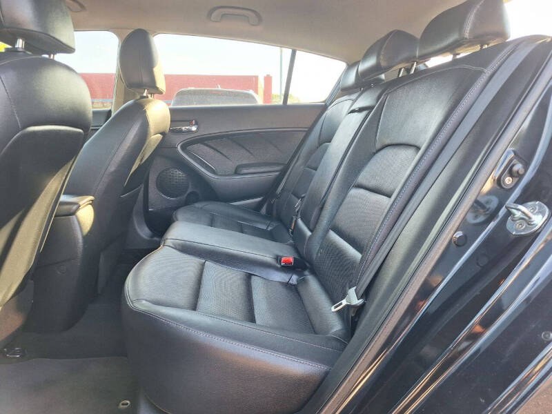 2017 Kia Forte5 EX