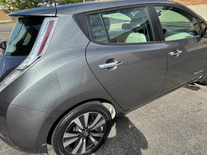 2017 Nissan LEAF SV