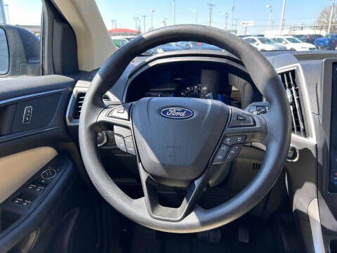 2023 Ford Edge SE