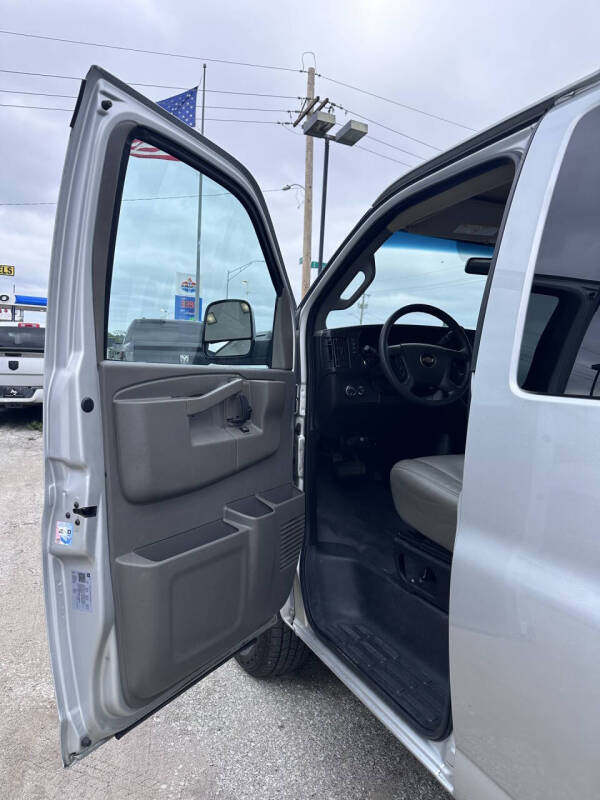 2020 Chevrolet Express LS 3500
