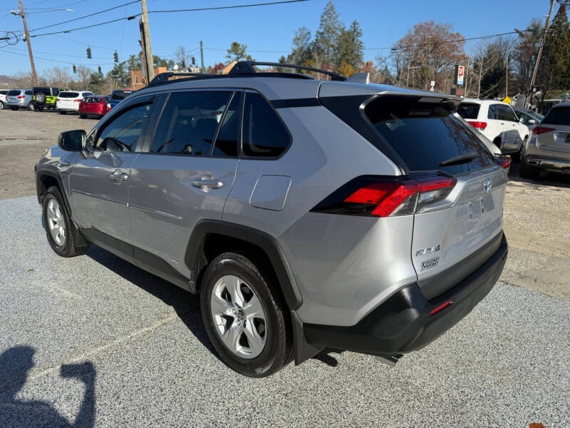 2021 Toyota RAV4 Hybrid LE