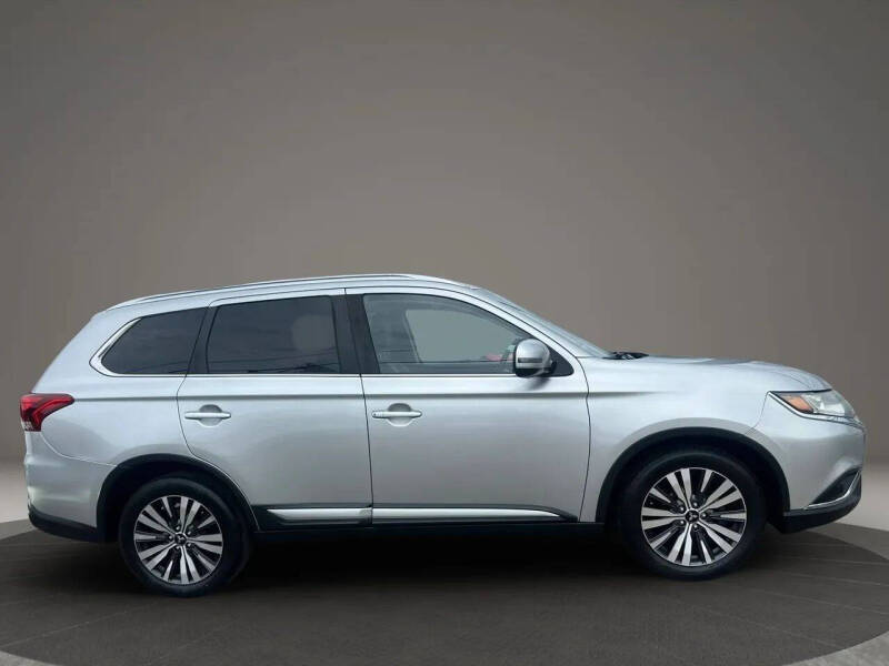 2019 Mitsubishi Outlander