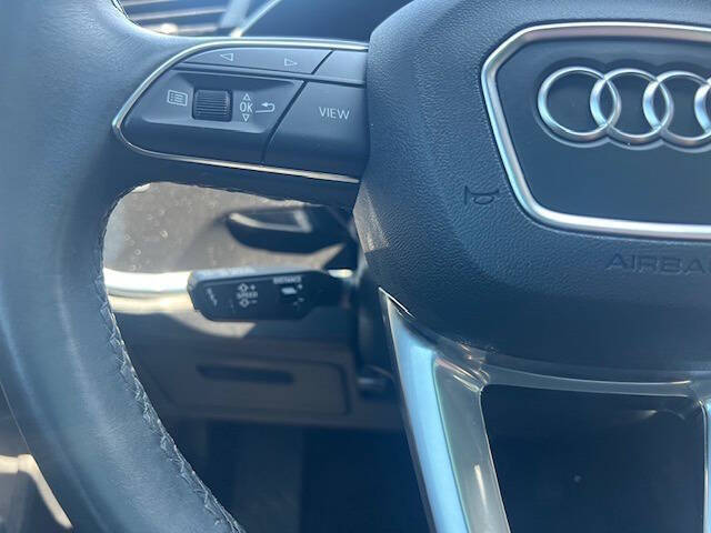 2024 Audi Q3 quattro S line Prem Plus 45 TFSI