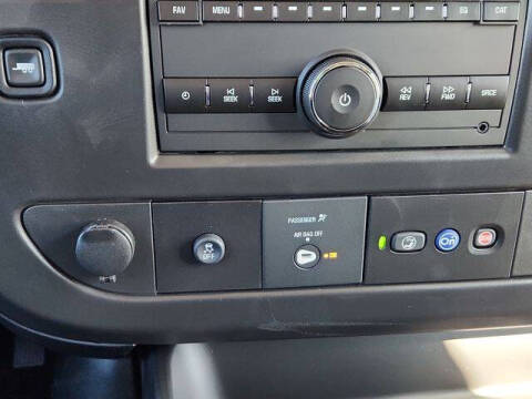 2025 Chevrolet Express 3500