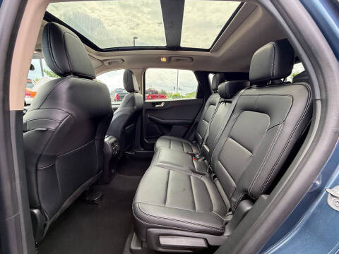 2020 Ford Escape SEL