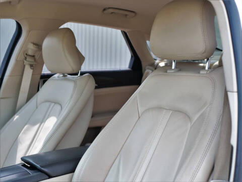 2017 Lincoln MKZ Select