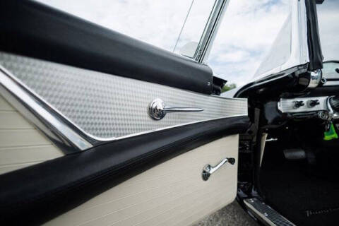 1956 Ford Thunderbird