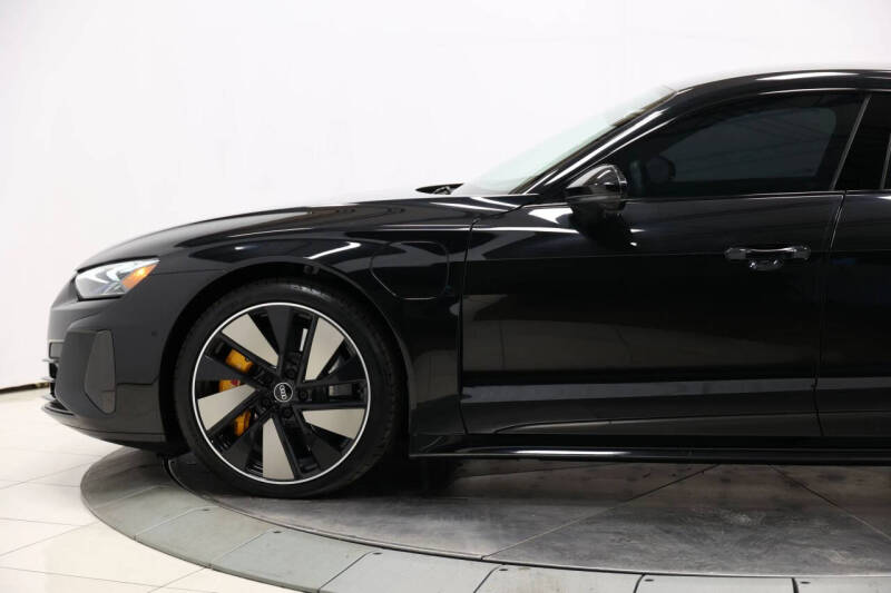 2022 Audi RS e-tron GT quattro