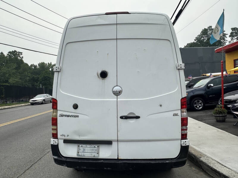 2011 Freightliner Sprinter 2500
