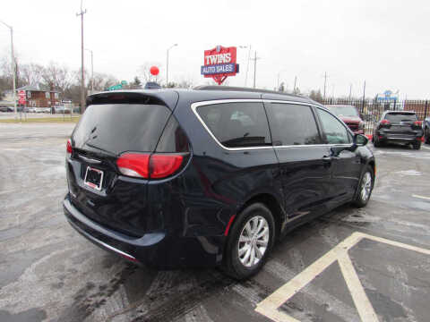 2017 Chrysler Pacifica