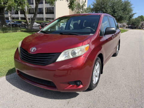 2011 Toyota Sienna Base 7-Passenger
