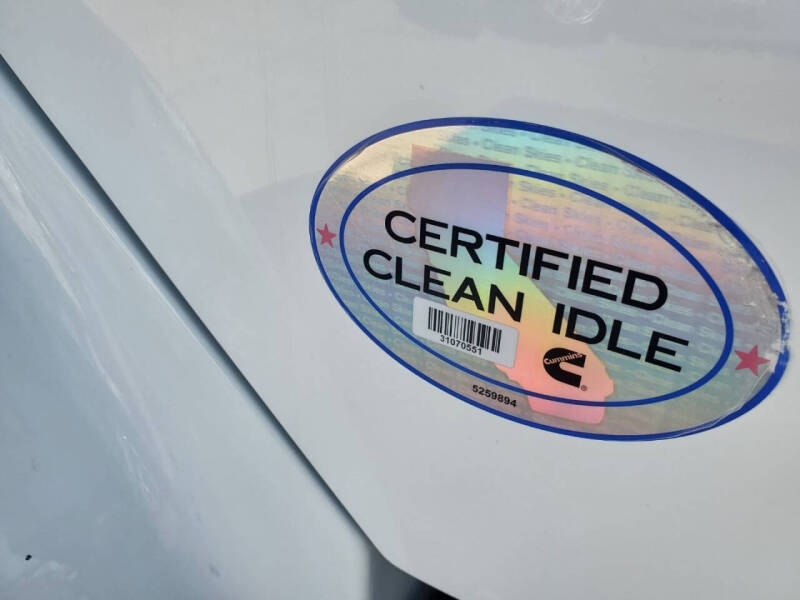 2020 Freightliner M2 106