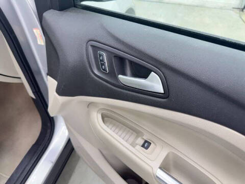 2015 Ford Escape SE