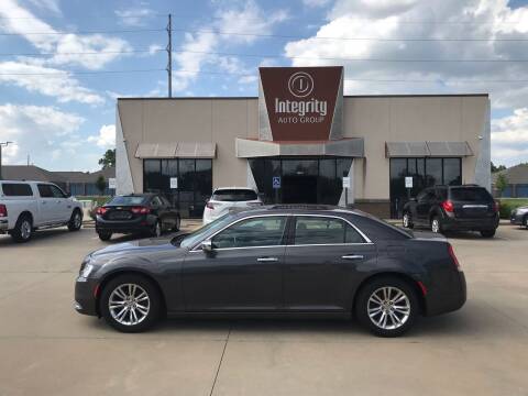 2015 Chrysler 300 for sale at Integrity Auto Group in Wichita KS