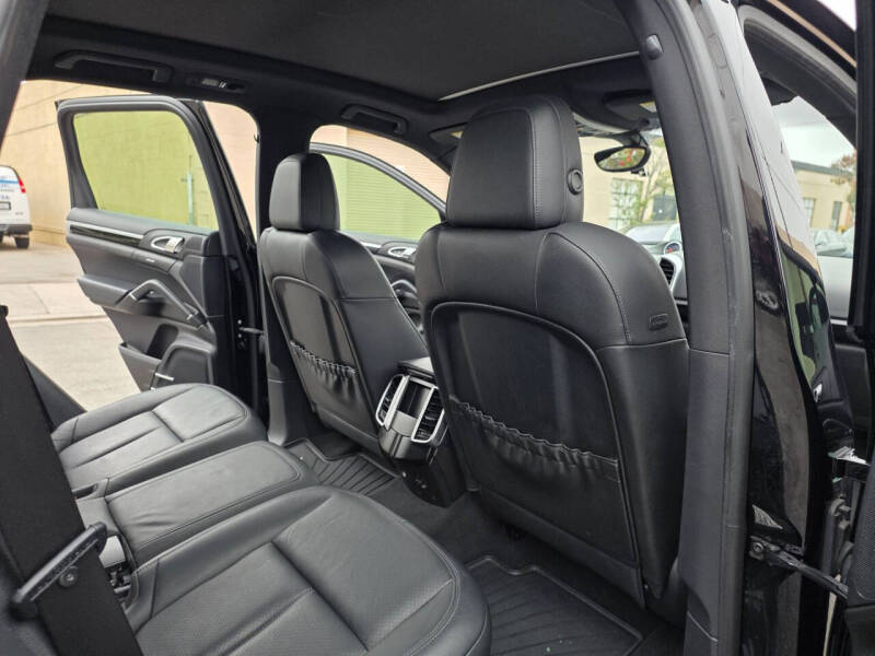 2013 Porsche Cayenne S