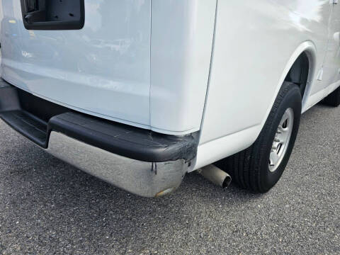 2022 Chevrolet Express 2500