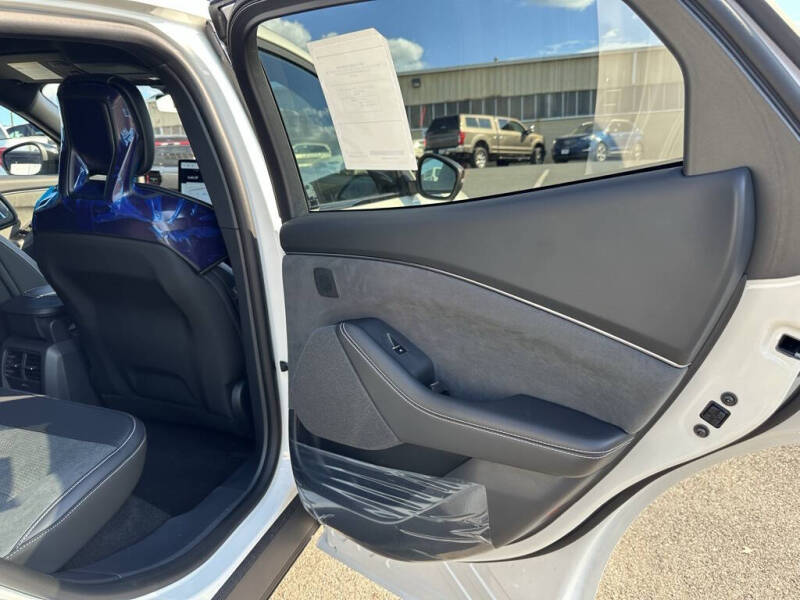 2025 Ford Mustang Mach-E GT