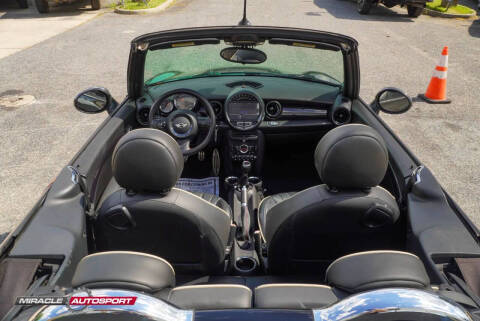 2011 MINI Cooper John Cooper Works