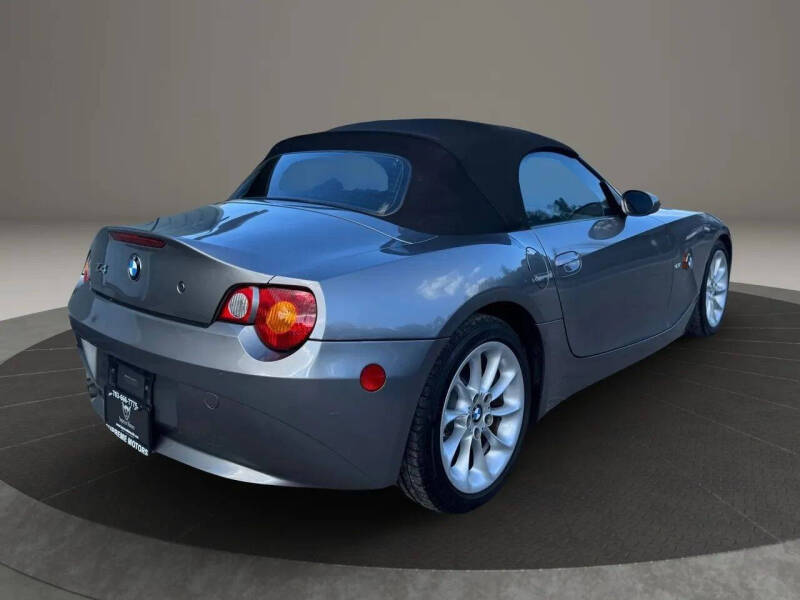 2003 BMW Z4 2.5i