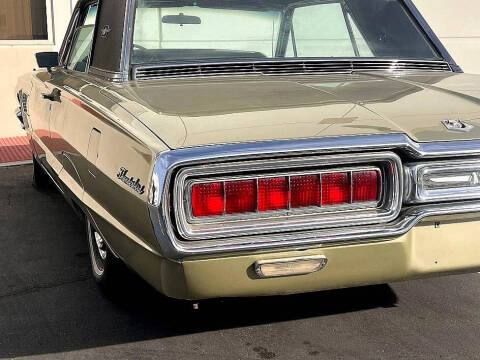 1965 Ford Thunderbird