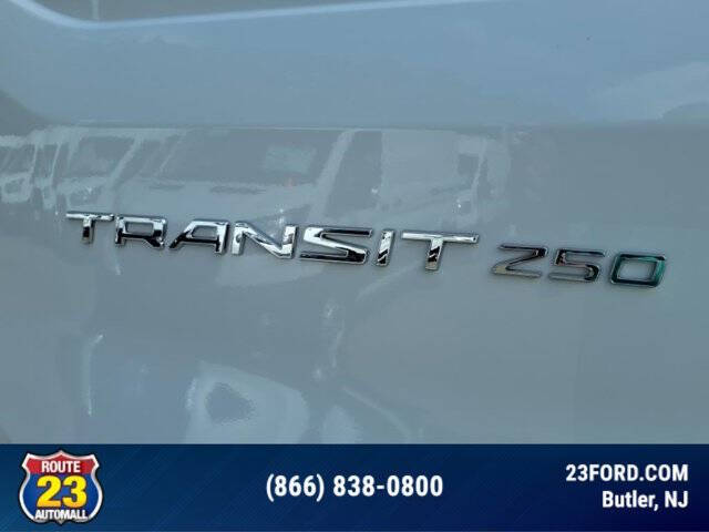 2025 Ford Transit 250