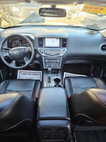 2018 Nissan Pathfinder Platinum