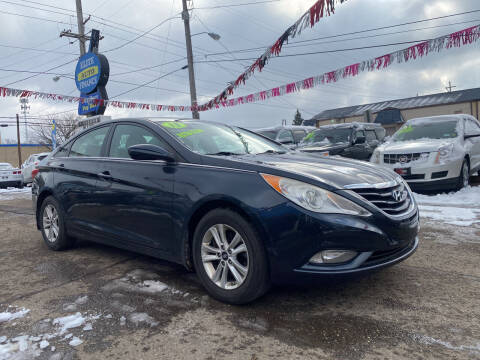 2013 Hyundai Sonata for sale at Lil J Auto Sales in Youngstown OH