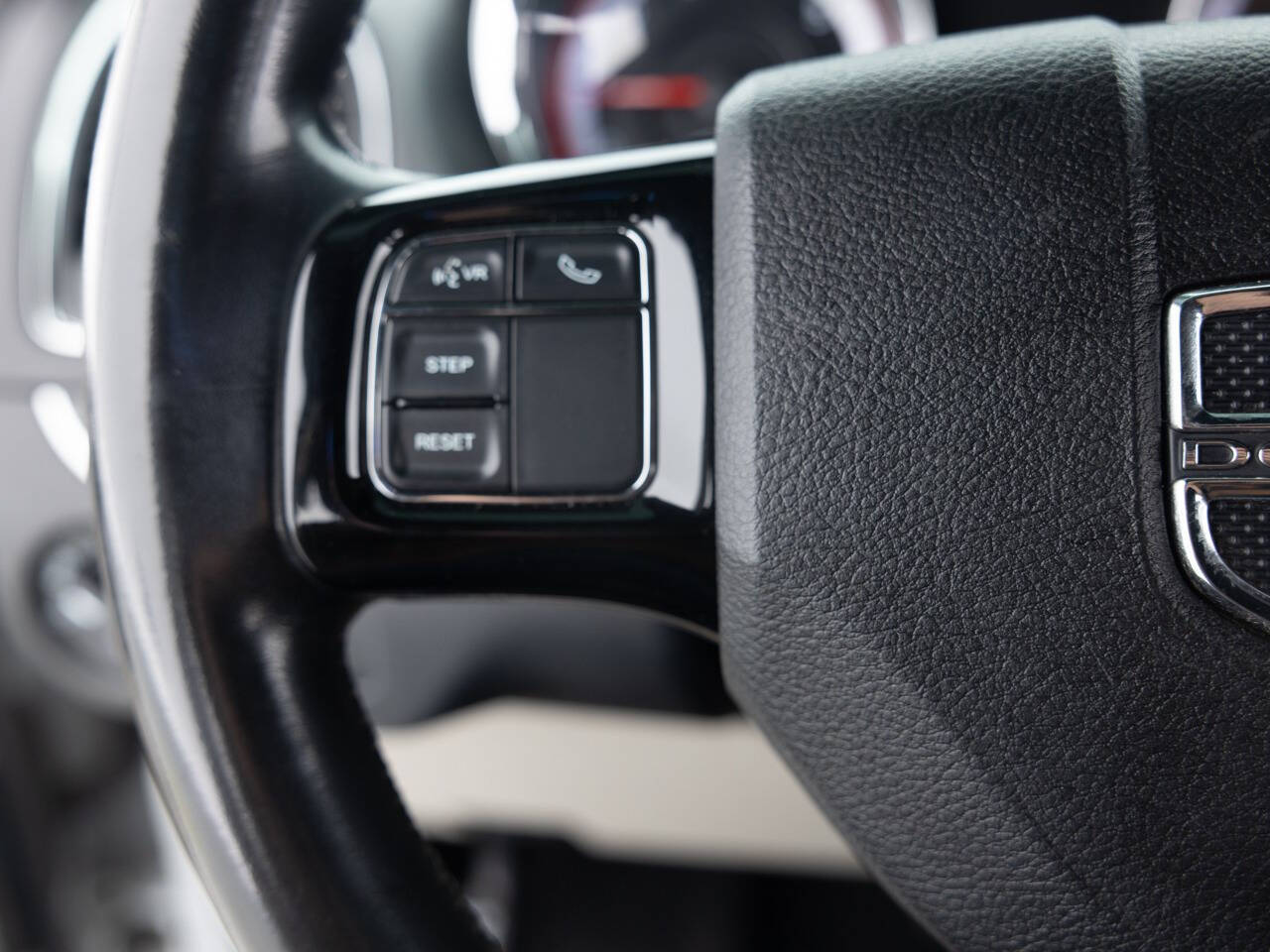 Used Car 2019 Dodge Grand Caravan  Sxt 4dr Mini Van For Sale Under $12,000 In Coal City, Illinois