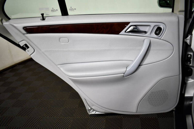 2003 Mercedes-Benz C-Class C 320