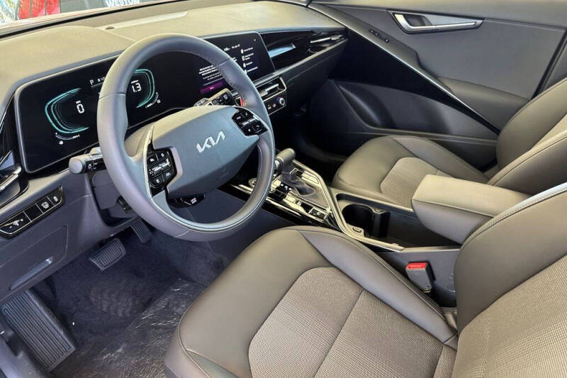 2026 Kia Niro EX