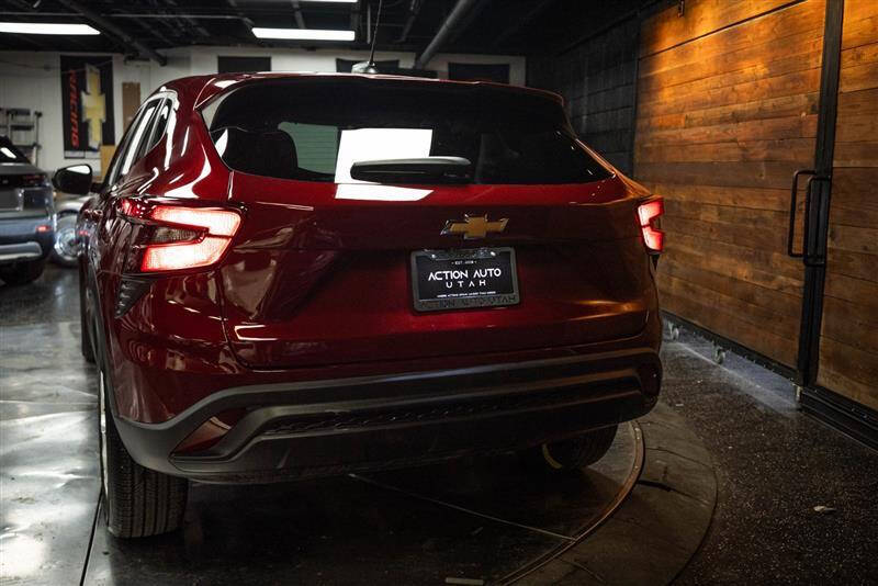 2024 Chevrolet Trax LS