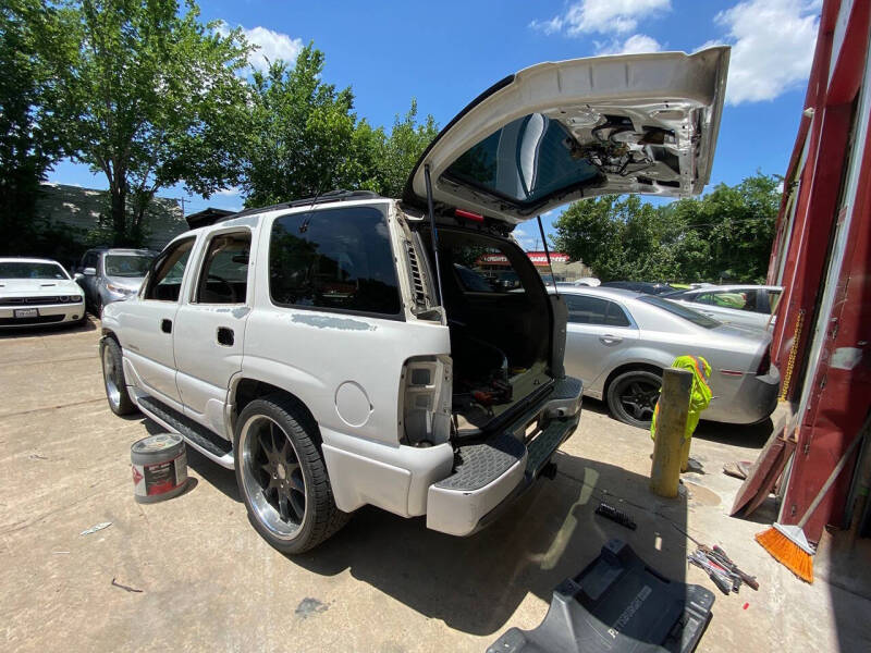 2001 GMC Yukon Denali