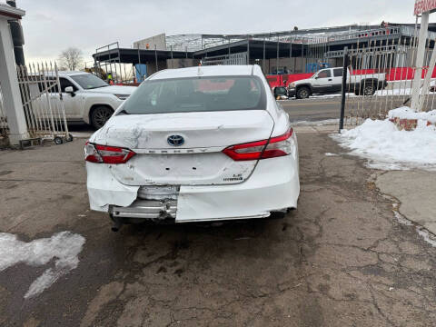 2019 Toyota Camry Hybrid LE