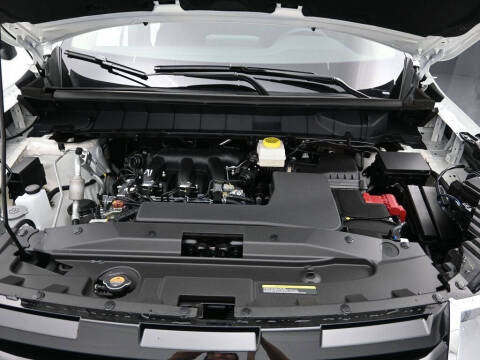 2025 Nissan Pathfinder S