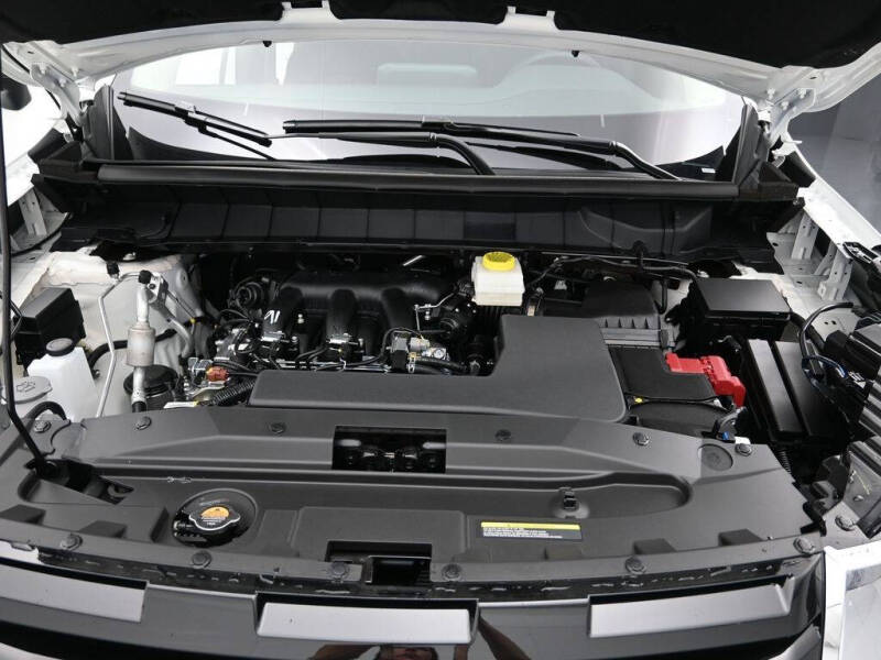 2025 Nissan Pathfinder S