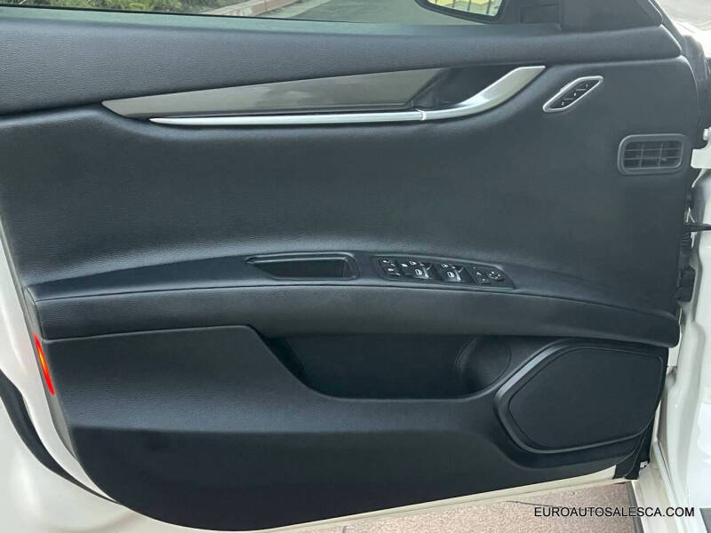 2018 Maserati Ghibli