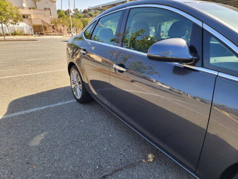 2012 Buick Verano Leather Group