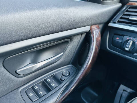 2014 BMW 3 Series 320i xDrive