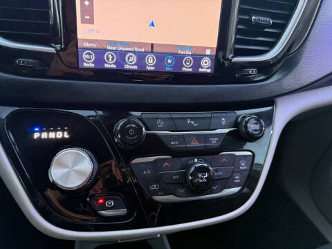 2018 Chrysler Pacifica Touring Plus