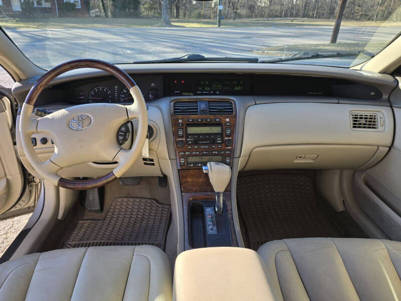 2004 Toyota Avalon XLS