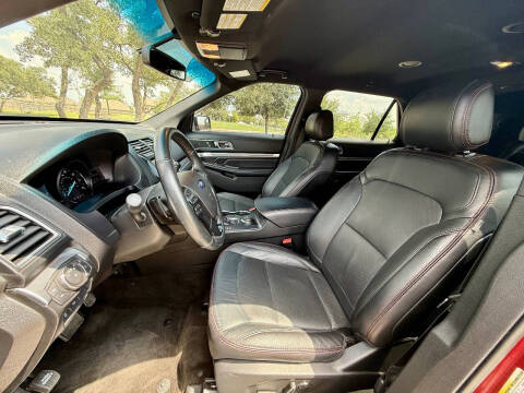 2016 Ford Explorer Sport