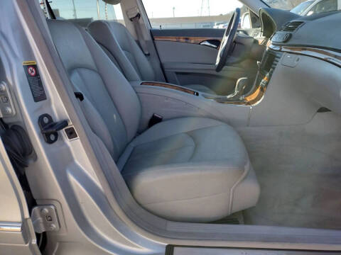 2005 Mercedes-Benz E-Class E 320