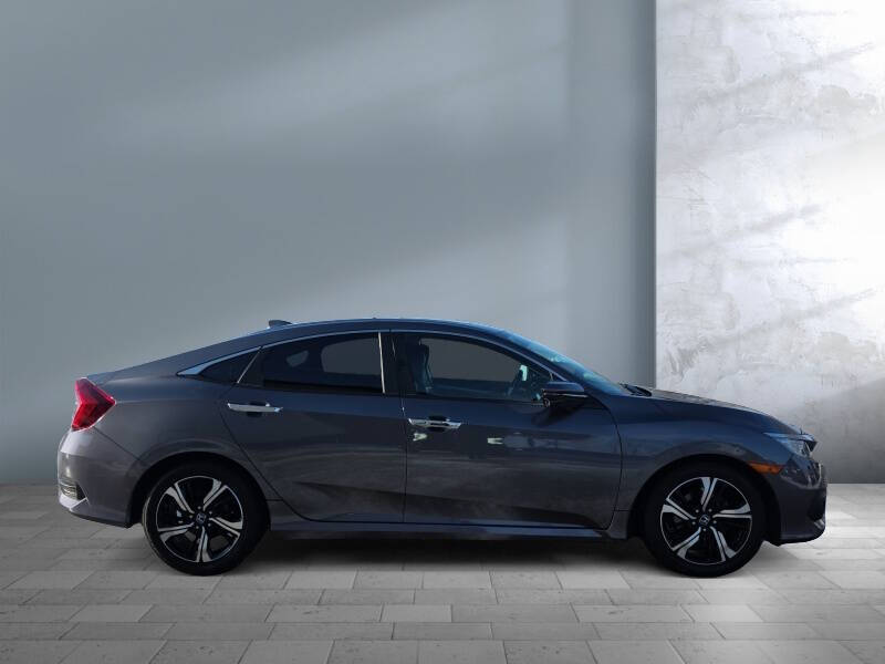 2016 Honda Civic Touring