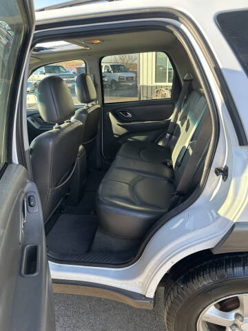 2006 Mazda Tribute s