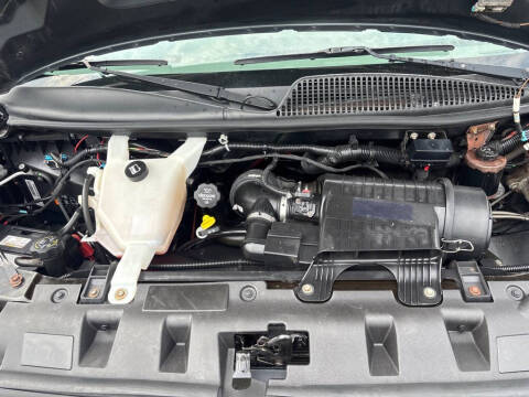 2017 Chevrolet Express LS 2500