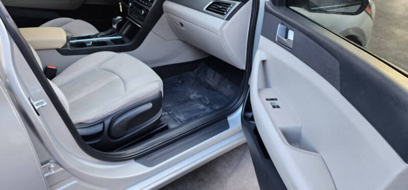 2017 Hyundai Sonata SE